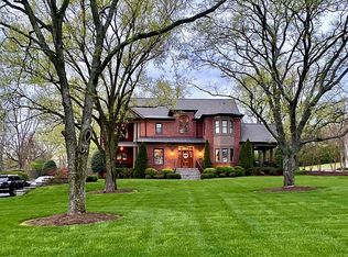 6212 Robin Hill Rd, Nashville, TN 37205