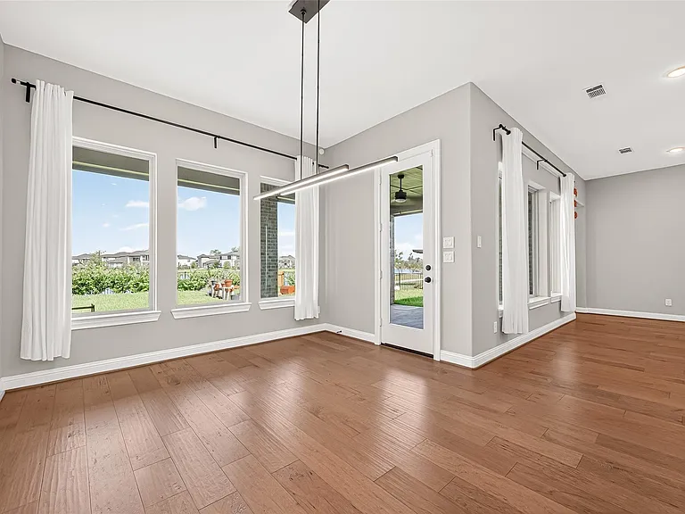 1635 Delta Oaks Dr — Photo 13