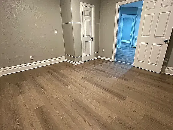3 bed, $2,100 — Photo 2