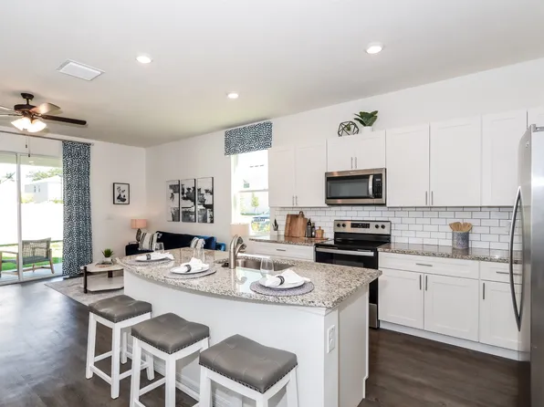 11977 Stoneport Pl, Riverview, FL 33569