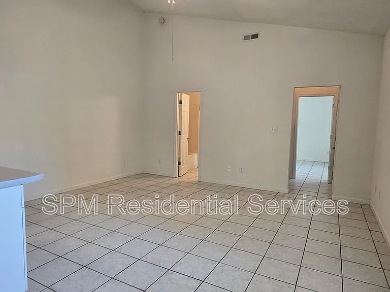 4210 Lake Ave #113 — Photo 4