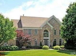 720 Stifel Ridge Ct, Chesterfield, MO 63017