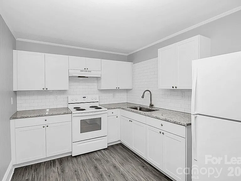 521 W 6th Ave — Photo 7