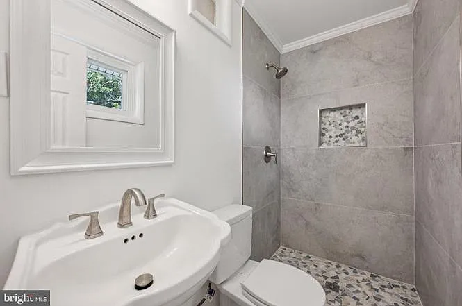 9801 Arbor Hill Dr — Photo 11