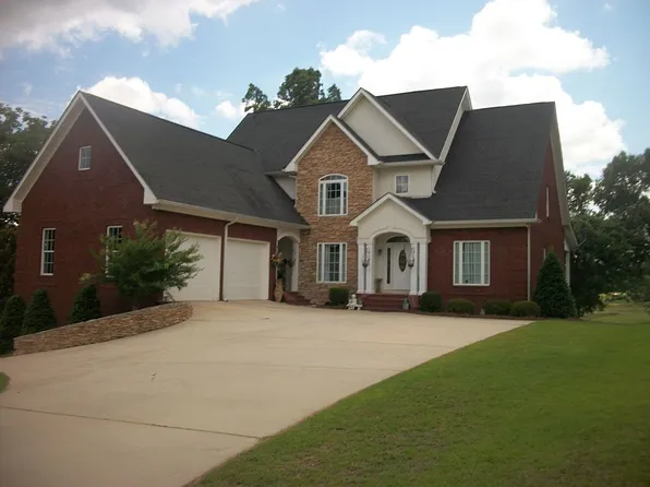 60 Charleston Cir, Hawkinsville, GA 31036