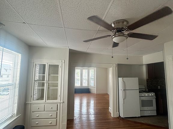 5th image of 177 Blaine St APT 2