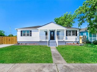 5506 Cameron Blvd, New Orleans, LA 70122