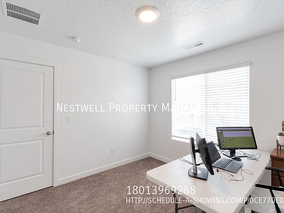 4th image of 1072 E Waterway Ln