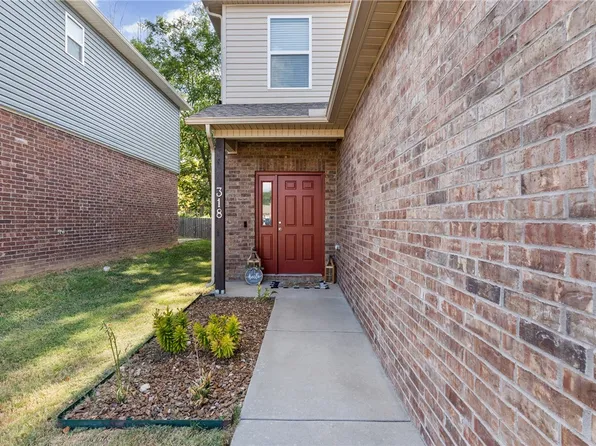 318 Mayflower St, Lowell, AR 72745
