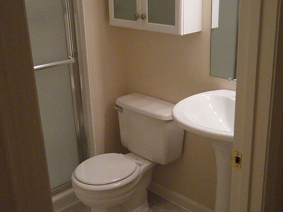 5th image of 1202 Creve Coeur Crossing Ln APT A