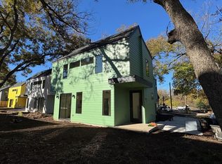 1133 Walton Ln #2, Austin, TX 78721