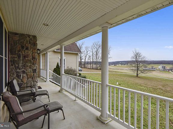 3rd image of 2987 Traceys Mill Rd