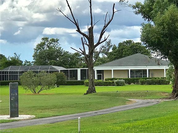 3rd image of 1318 Myerlee Country Club Blvd APT 1