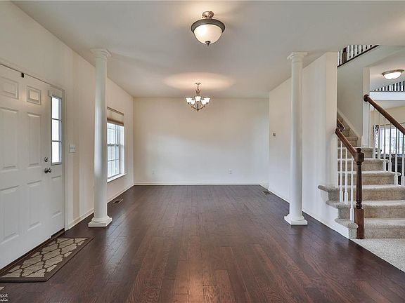 4th image of 1022 Owen Pl