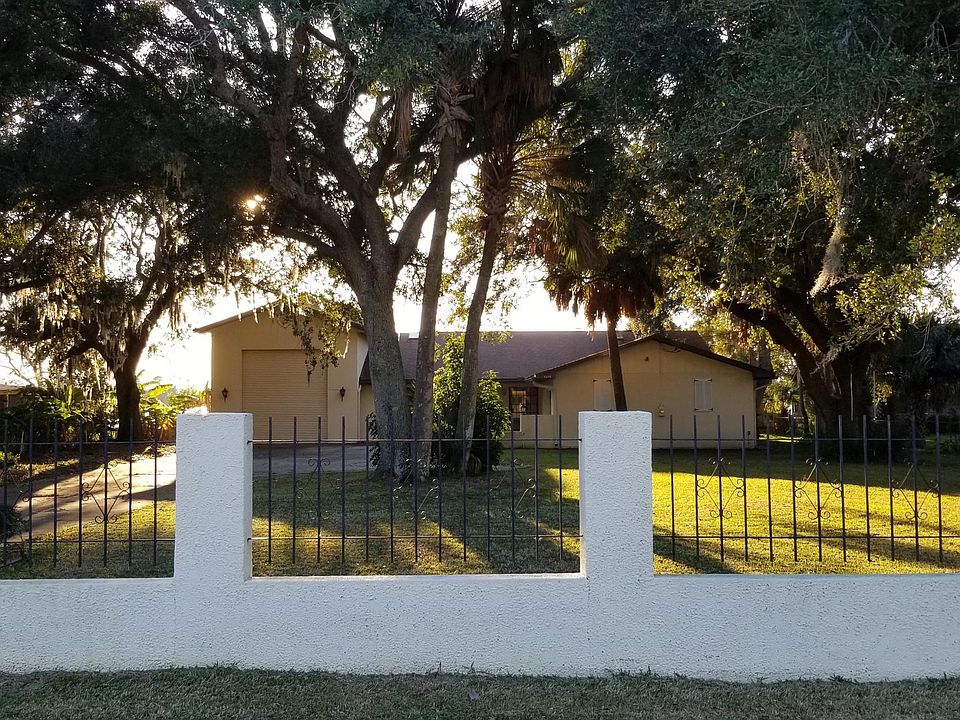 1st image of 6474 Heckscher Dr