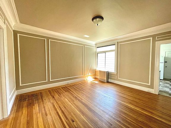 2nd image of 1849 Clay St APT 3