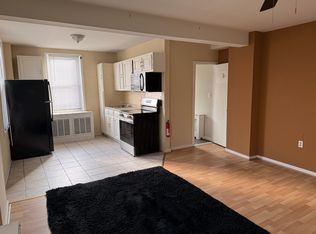 1713 S 10th St APT 2, Philadelphia, PA 19148