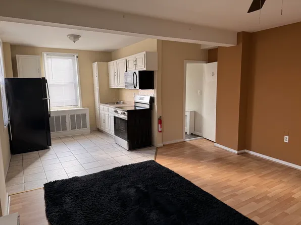 1713 S 10th St APT 2, Philadelphia, PA 19148