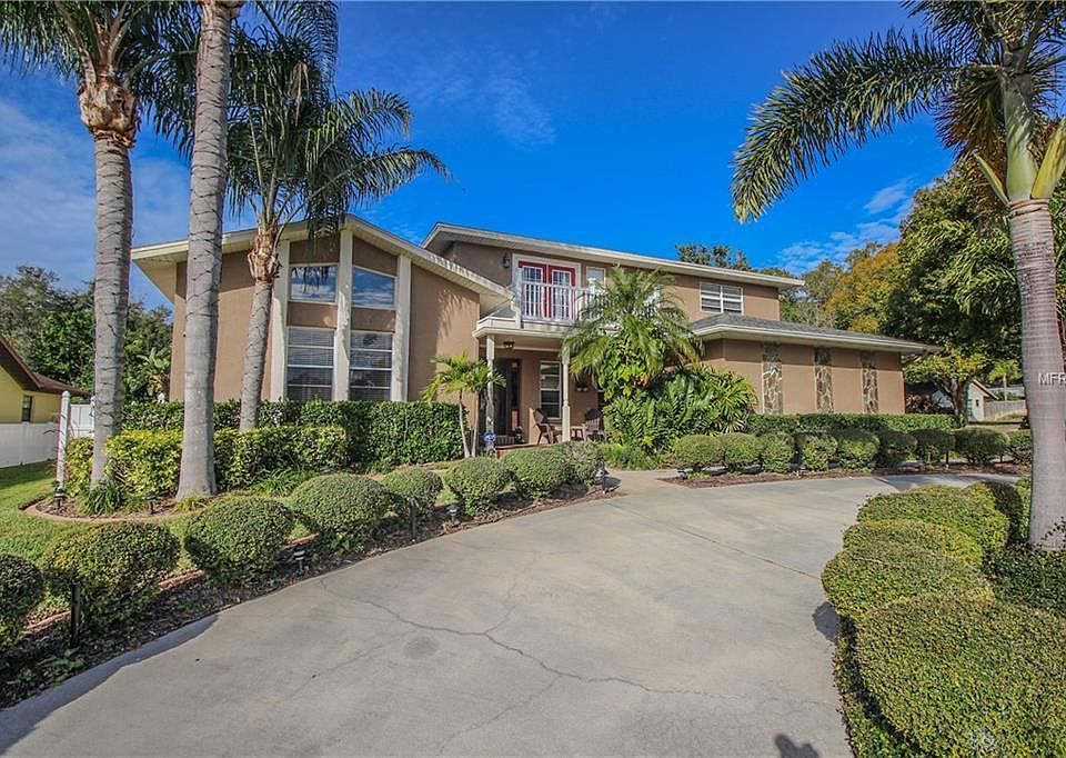 1st image of 2360 Hidden Lake Dr