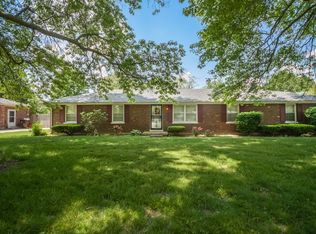 193 Woodlark Rd, Versailles, KY 40383