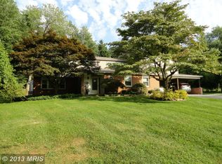 5 Saxony Ct, Baltimore, MD 21208