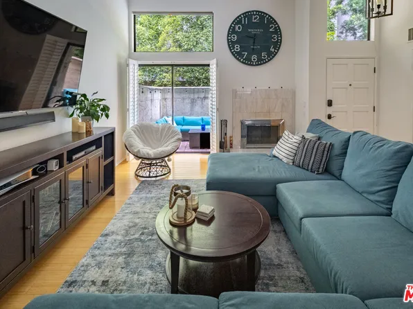 12831 Moorpark St Unit 14, Studio City, CA 91604