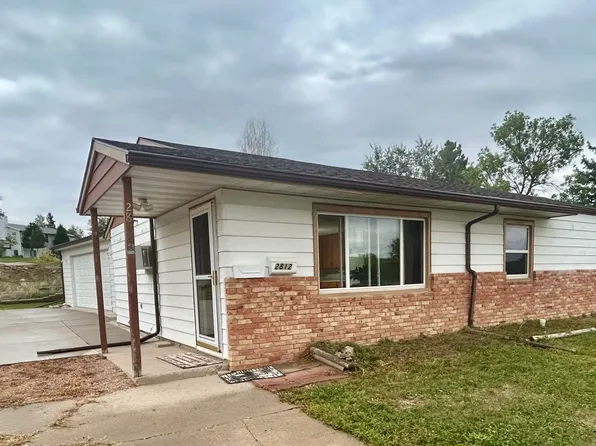 2812 Oak Ave, Rapid City, SD 57701