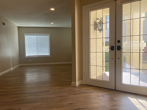 2nd image of 24721 Las Alturas Ct