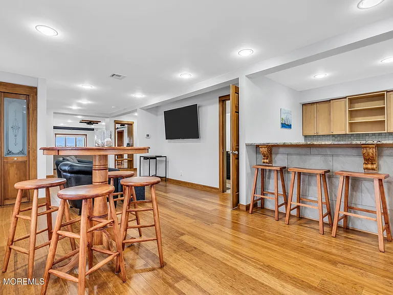 492 Ocean Ave — Photo 30