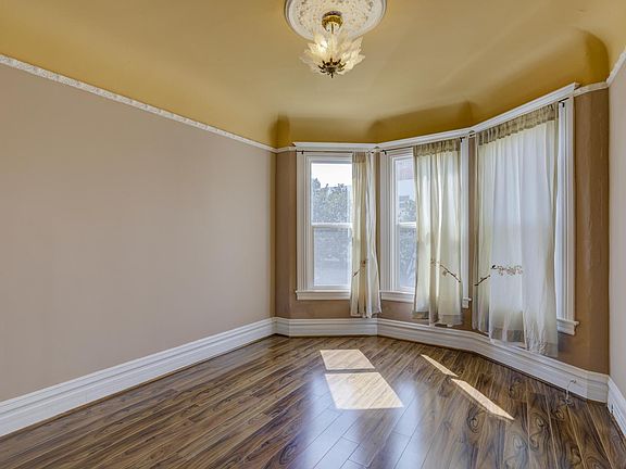 4th image of 2303 Folsom St