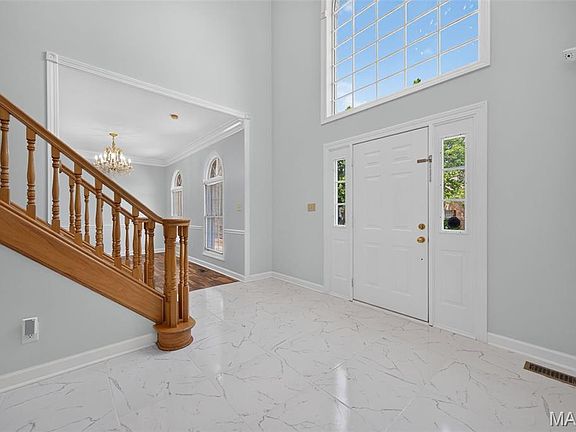 4th image of 6320 Christopher Winds Ct