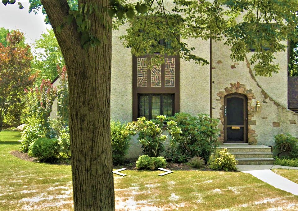2nd image of 1424 Martine Ave