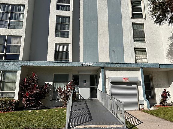 3rd image of 17560 Atlantic Blvd APT 109