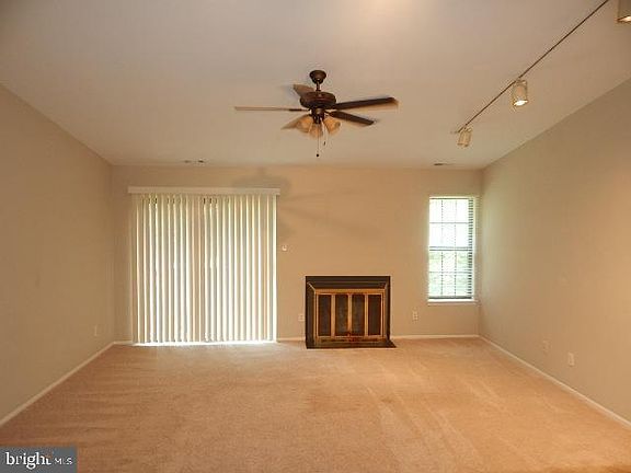 4th image of 316 Coventry Ct #316