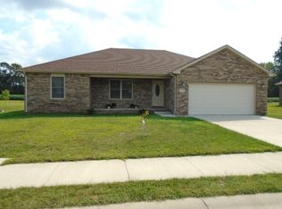 1758 Lilly Dr, Seymour, IN 47274