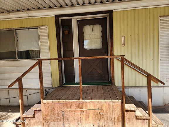 3rd image of 3035 W Carnauba St