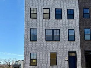 909 Mount Curve Blvd #I, Saint Paul, MN 55116