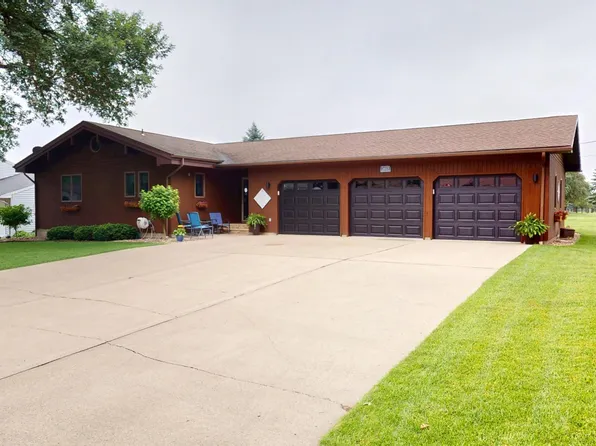 2017 Highland Ave, Albert Lea, MN 56007