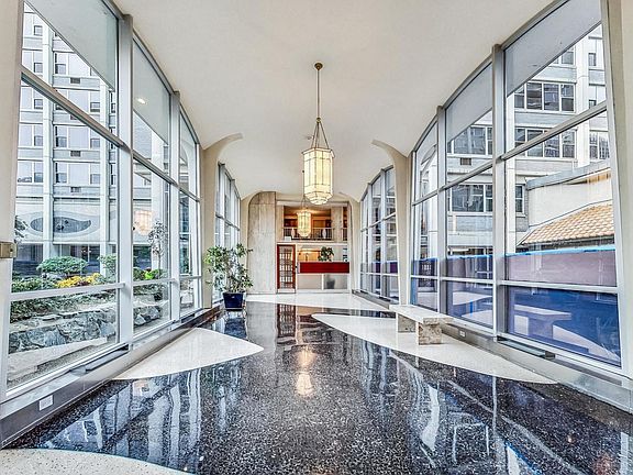 3rd image of 4250 N Marine Dr APT 711
