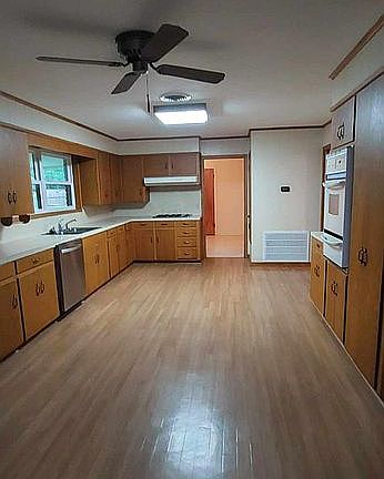 Spacious eat in kitchen