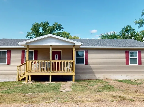 109 W Minnehaha St, Green Ridge, MO 65332