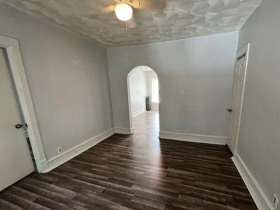 2nd image of 6118 S King Dr Unit 2