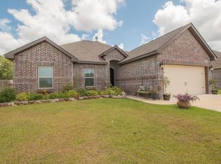 735 Champagne Dr, Biloxi, MS 39532