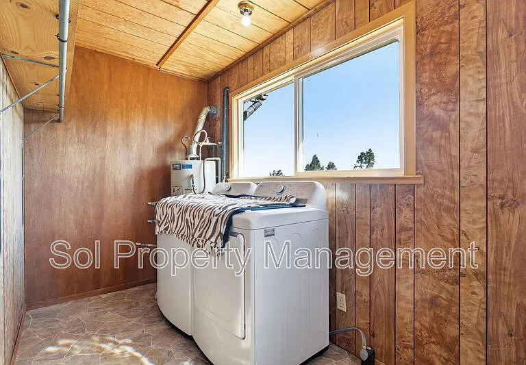 1005 Summit Rd — Photo 13