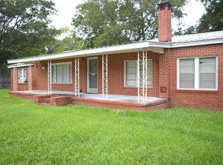 1408 Brickyard Rd, Chipley, FL 32428