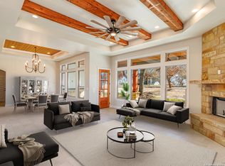 116 Hondo Vis, La Vernia, TX 78121