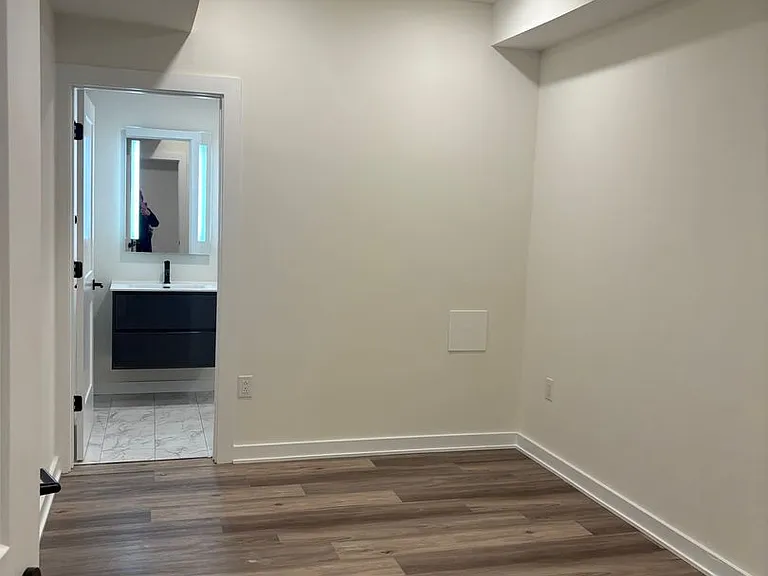 Stunning New Luxury Apartments at The Vienna — Photo 112