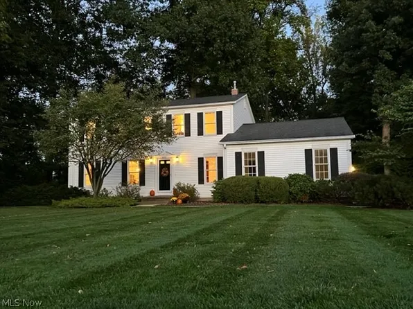 453 Kar A Bru Dr, Amherst, OH 44001