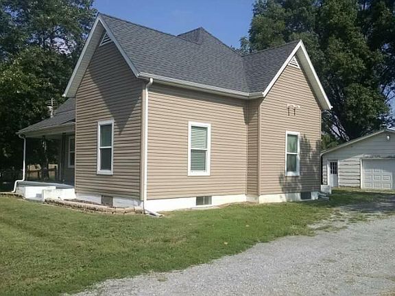 4th image of 406 E Lincoln St