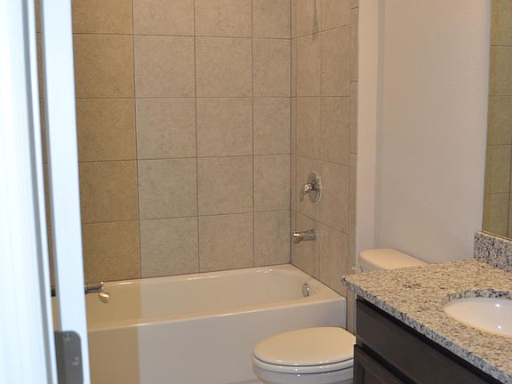 3rd image of 1443 Flatwood St